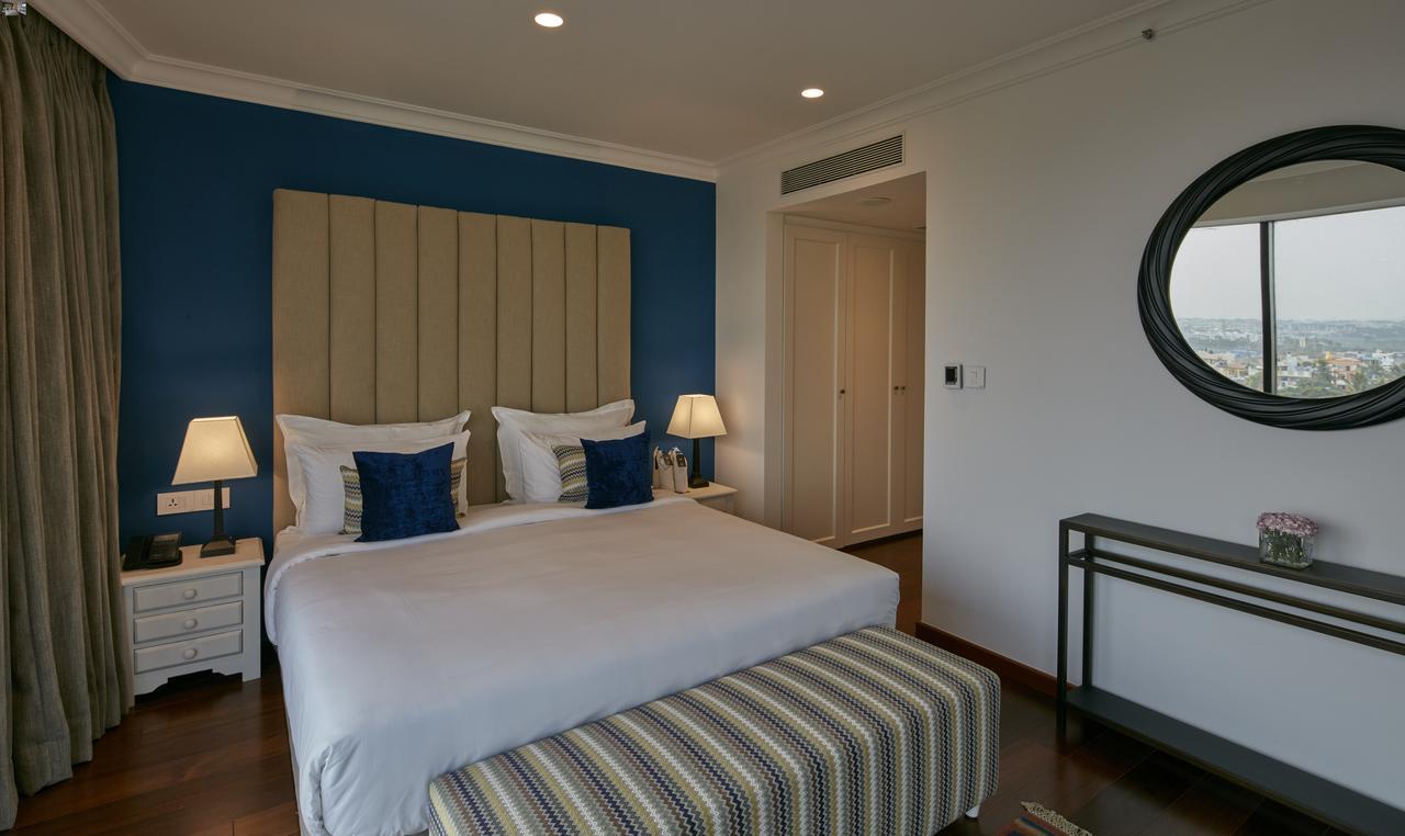 The Waverly Hotel & Residences Bangalore Luaran gambar