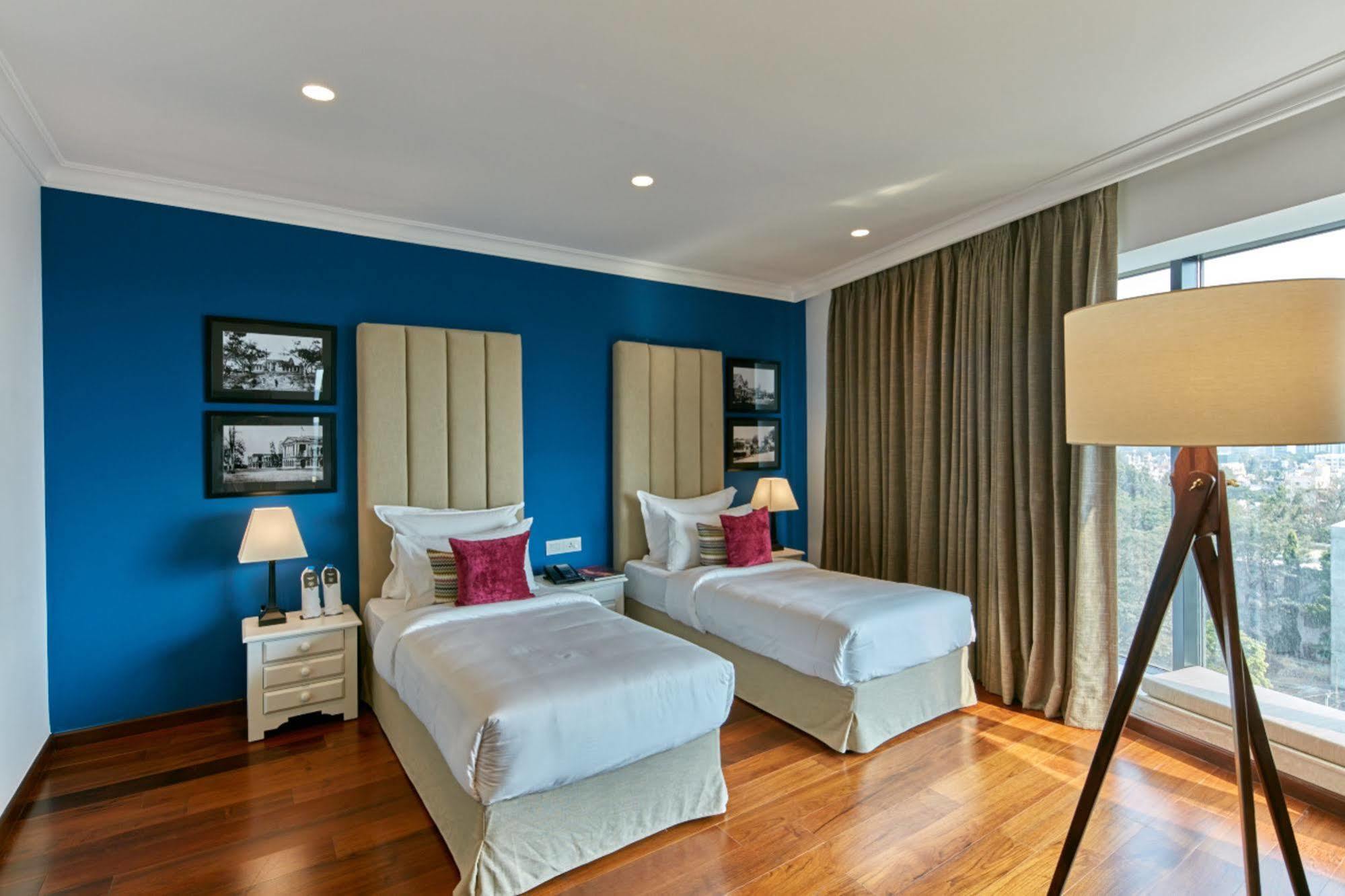 The Waverly Hotel & Residences Bangalore Luaran gambar